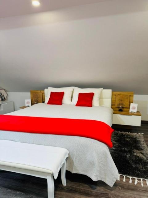 Apartments Paradise Licko Petrovo Selo المظهر الخارجي الصورة