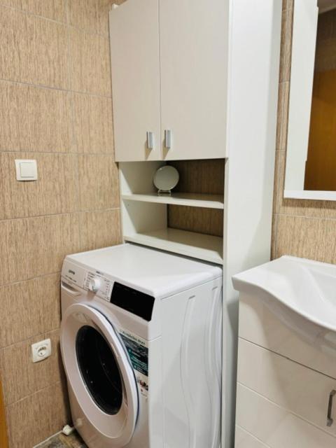 Apartments Paradise Licko Petrovo Selo المظهر الخارجي الصورة