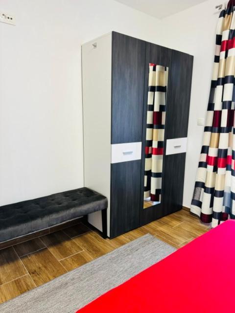 Apartments Paradise Licko Petrovo Selo المظهر الخارجي الصورة